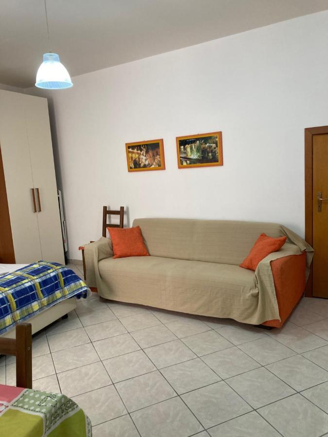 The Ronco Apartment Syracuse ภายนอก รูปภาพ
