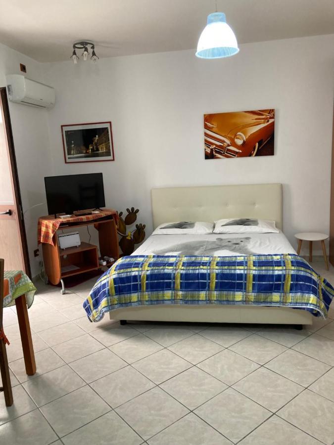 The Ronco Apartment Syracuse ภายนอก รูปภาพ